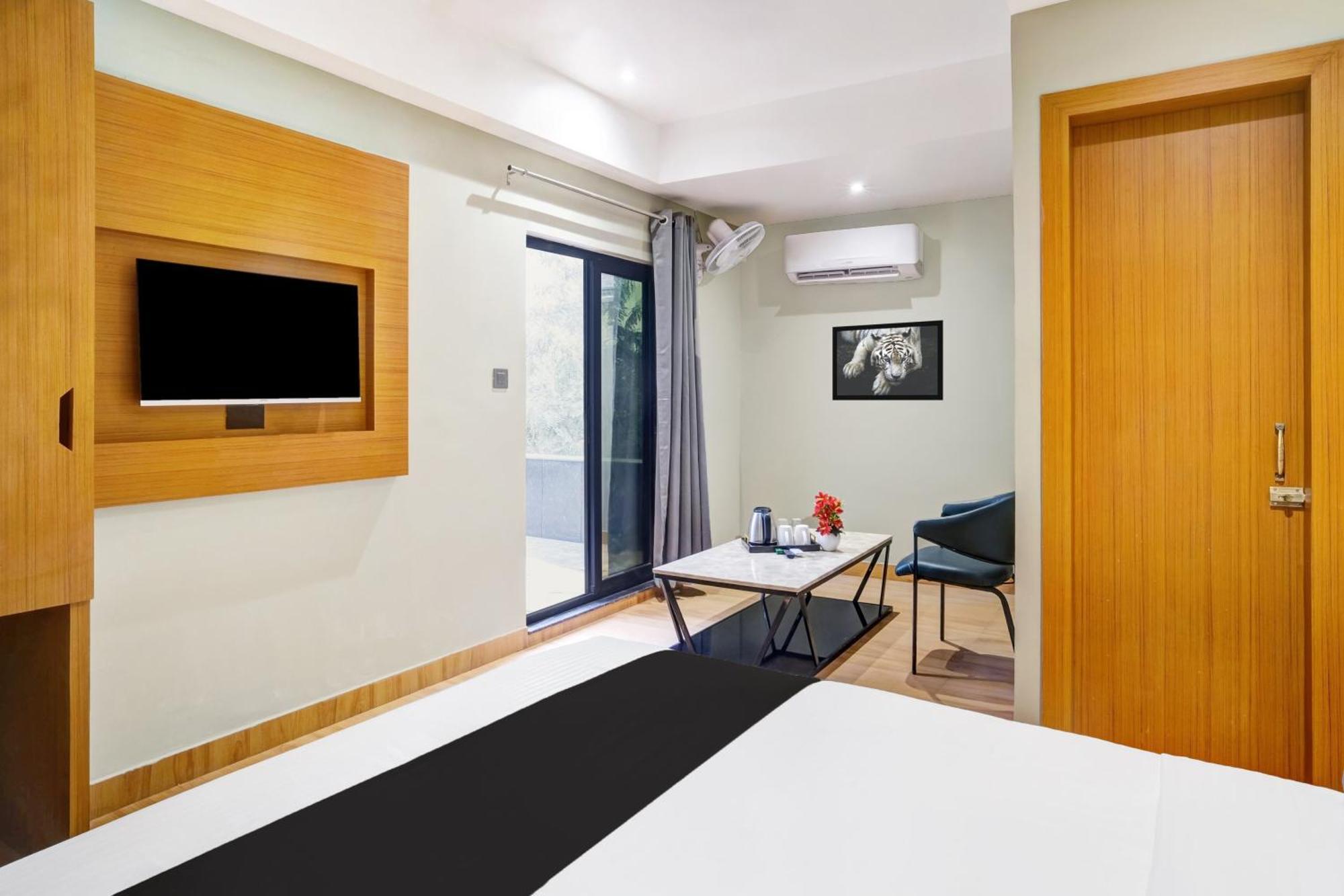 Townhouse Oak Sarusajai Stadium Dispur Eksteriør billede